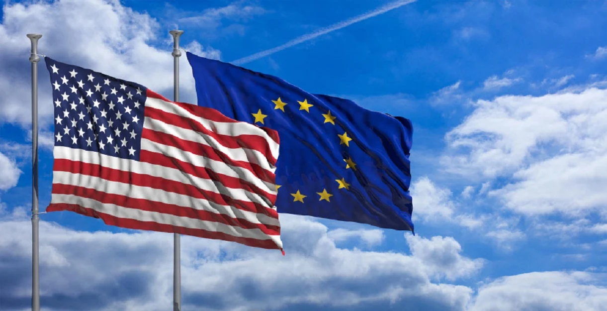 EURUSD_H4_Technical_and_Fundamental_Analysis_For_06_10_2025-FEatuerd