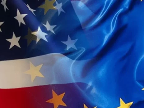 EURUSD _H4_Technical_and_Fundamental_Analysis