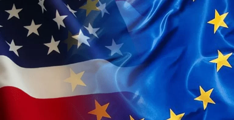 EURUSD _H4_Technical_and_Fundamental_Analysis