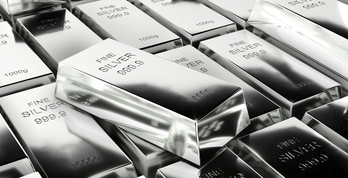 SILVERH4_Technical_and_Fundamental_Analysis_For_2025-09-15-f