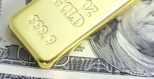GOLD_H4_Technical_and_Fundamental_Analysis for 1010.2025