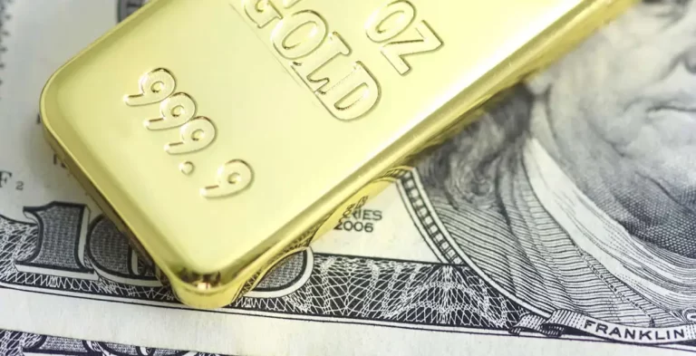 GOLD_H4_Technical_and_Fundamental_Analysis for 1010.2025
